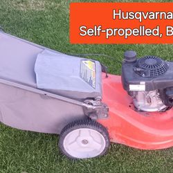 HUSQVARNA SELF PROPELLED BAGGER LAWNMOWER 