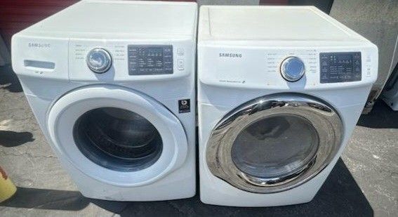 SAMSUNG WHITE HE FRONT LOAD WASHER AND GAS DRYER SET 