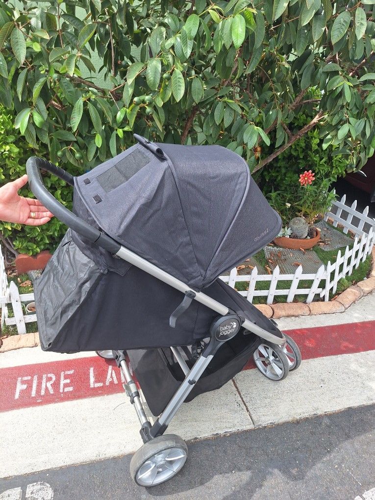 Stroller Works Perfectly Fine ✅️ 