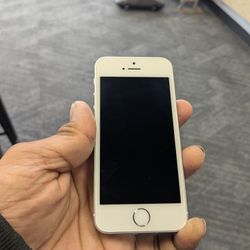 IPhone SE (1st Generation) 16 GB Unlocked 
