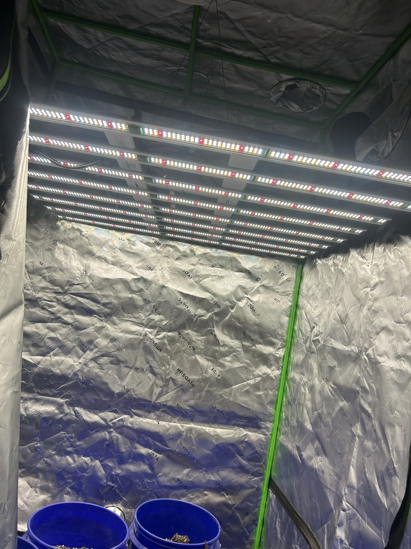 4x4 Grow Tent Like New