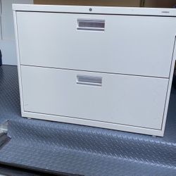 Office still cabinet 
