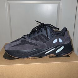 YEZZY BOOST 