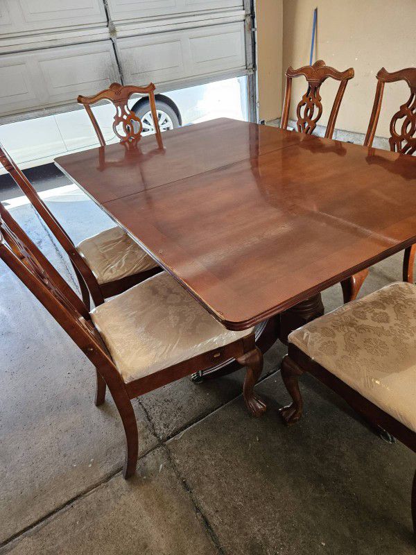 Dining Room Table Set With 6 Chairs 