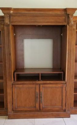 Tv media Storage unit. Solid wood, Ethan Allen