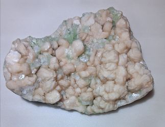 Crystal cluster with green aphophlytte