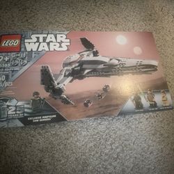 Brand New Infiltrator Lego