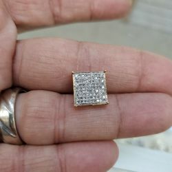 1 Piece 14K GOLD 0.50CT DIAMOND EARRING