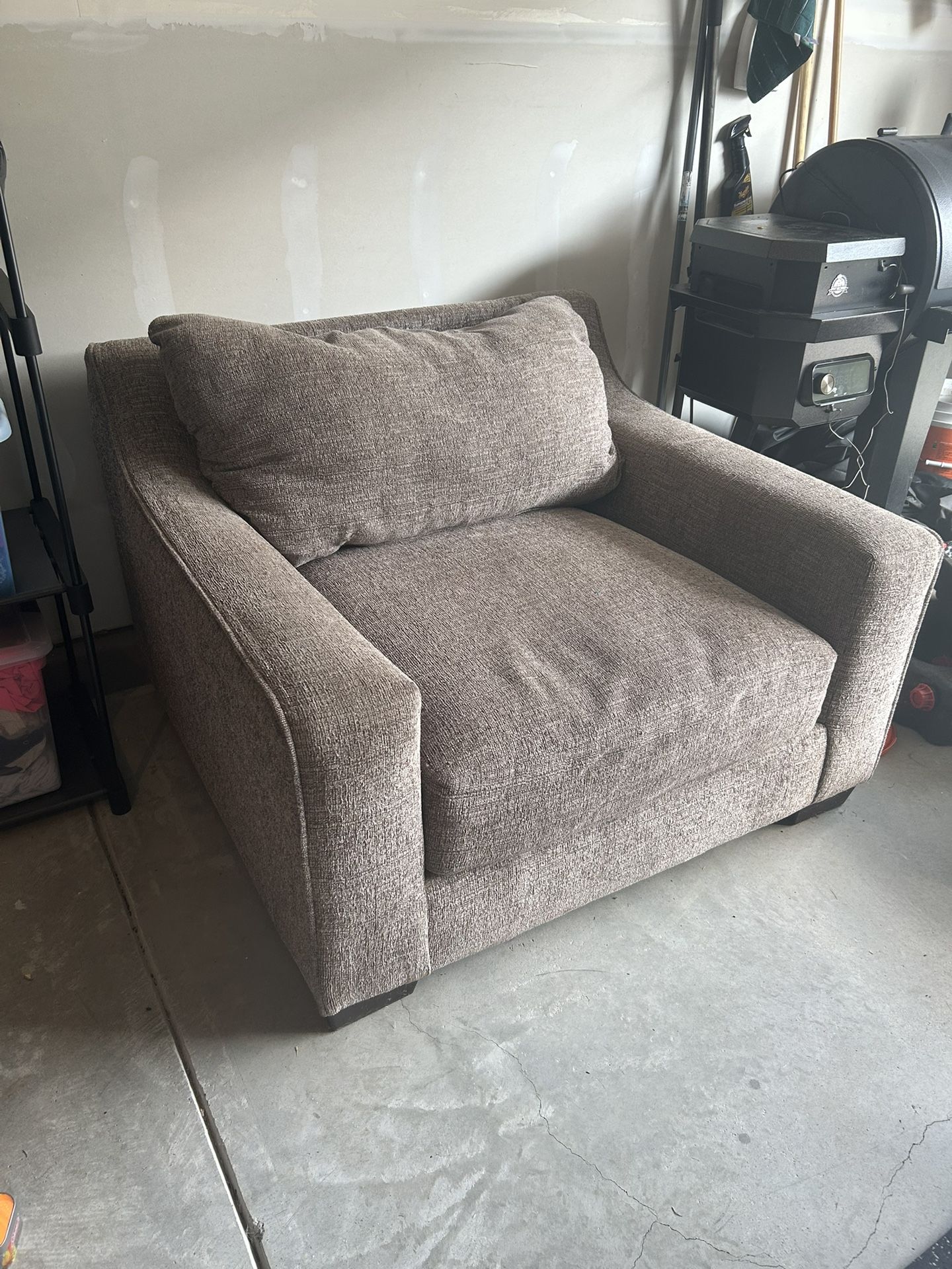 Plush Love Seat