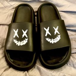 Men’s Black Smiley Face Slides/Sandals Size 11.5/12