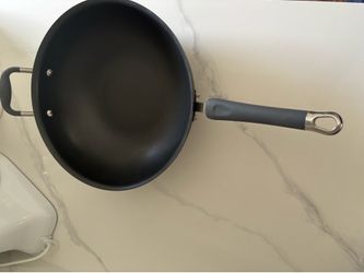 Pampered Chef Executive Non Stick Family Pan