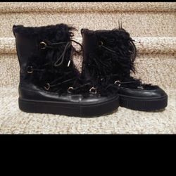 Brand New Women's Size 8.5 Winter Boots