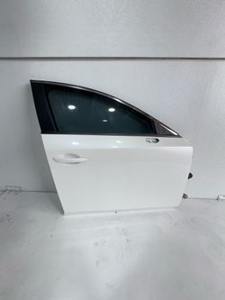 (2714) 19-25 Mazda 3 Sedan Right Front Door 2019 2020 2021 2022 2023 2024 2025