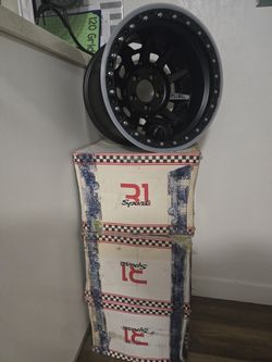 Fuel Matte Black Beadlock-Style Wheel