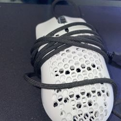 glorious model o gaming mouse 