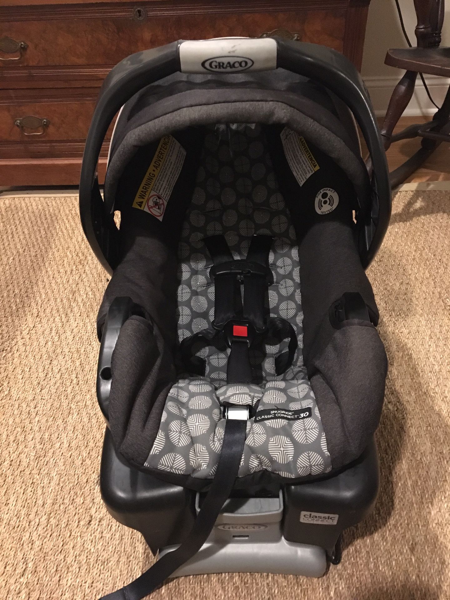 Graco Classic Connect car seat