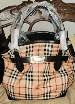 Burberry Purse
