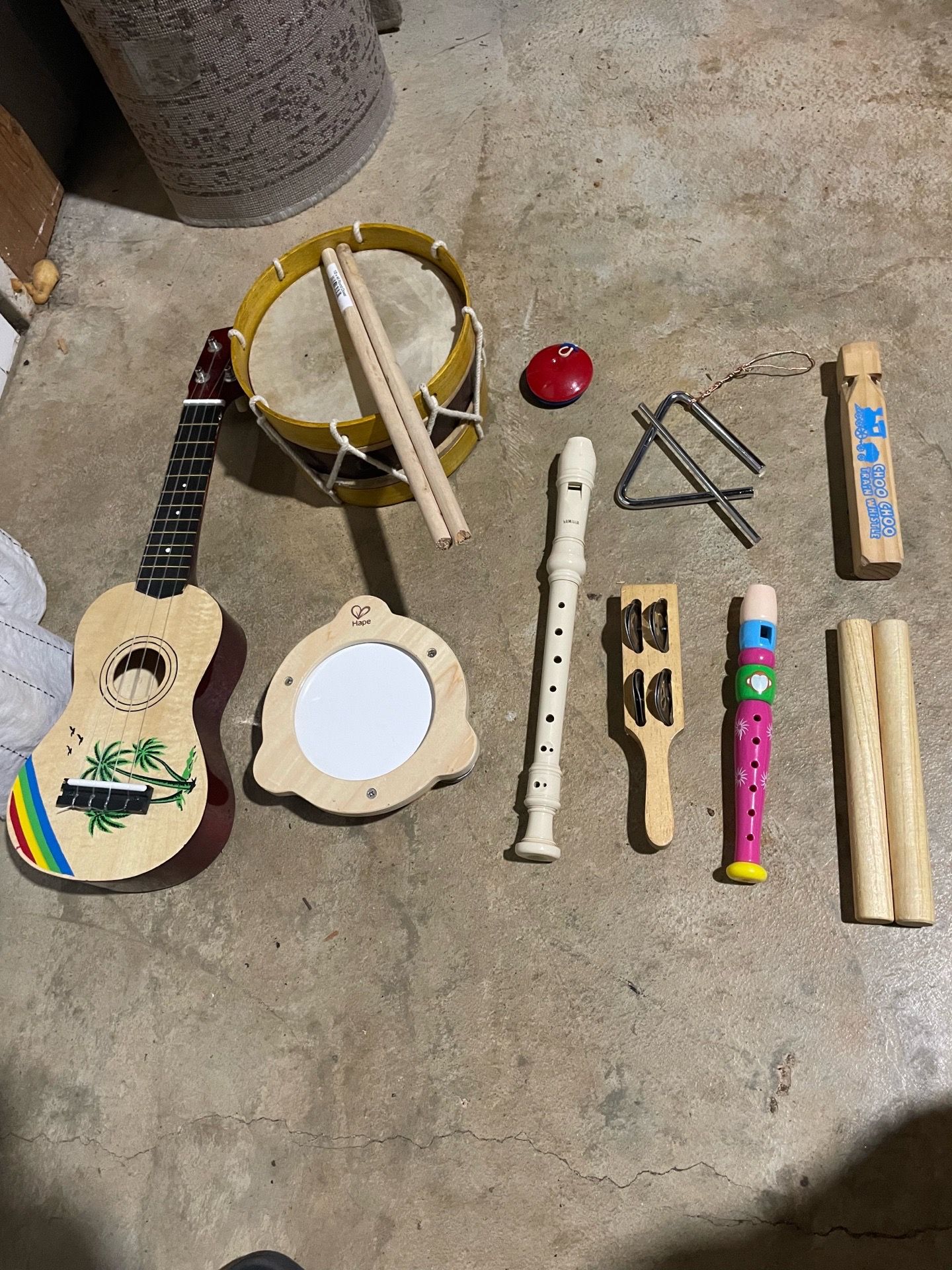Remato un jueguito de instrumentos todo en buen estado