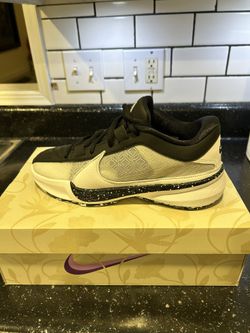 Nike Zoom Freak Size 7.5 Men’s