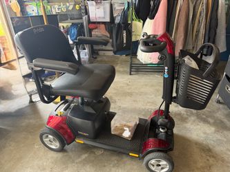 Pride Go-Go Elite Traveller 4-Wheel Mobility Scooter SC44E – Never Used