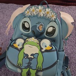 Lounge Fly Stitch Backpack With Frog