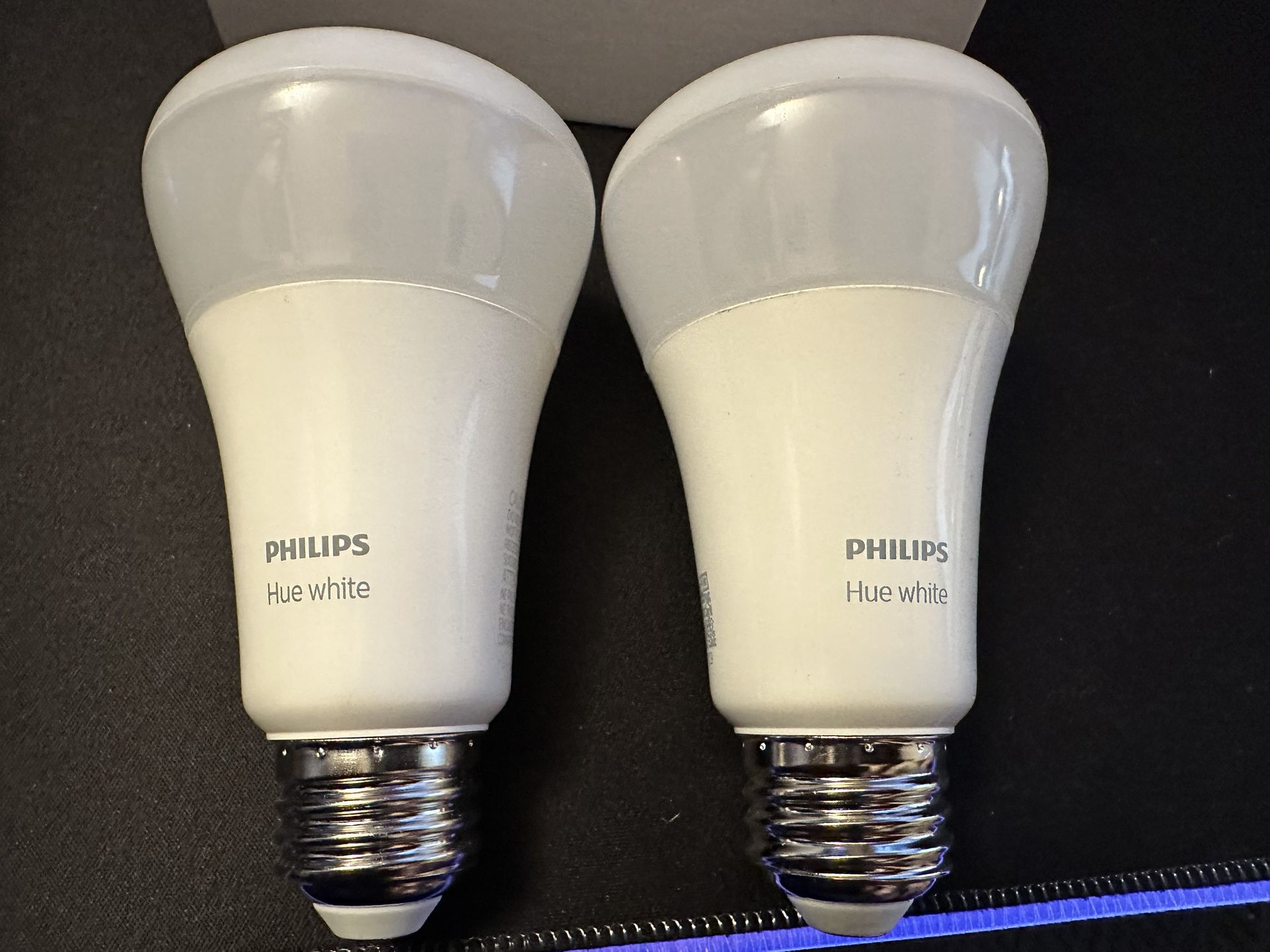 Philips Hue (White 800 Lumens) 2pc