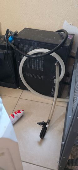 Aquarium water chiller