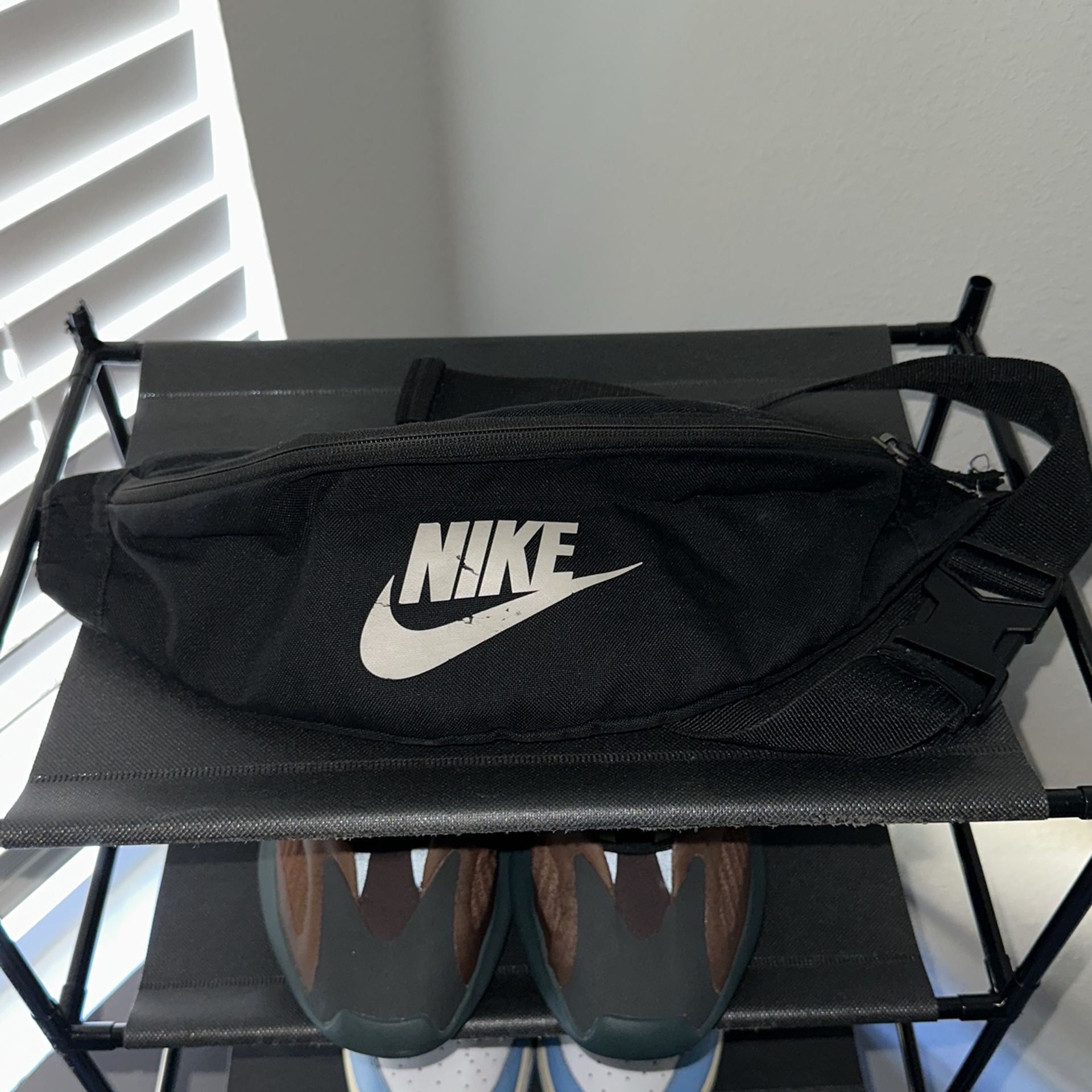 Nike Heritage Waist Bag