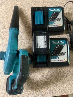 2 Makita DC18RC Chargers and 1 battery
