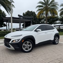2022 HYUNDAI KONA SEL 