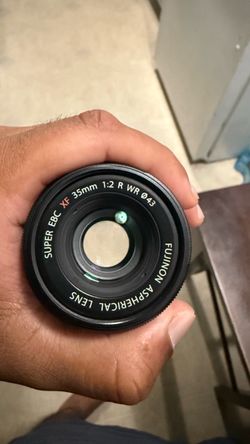 Fujifilm xf35mm f/2