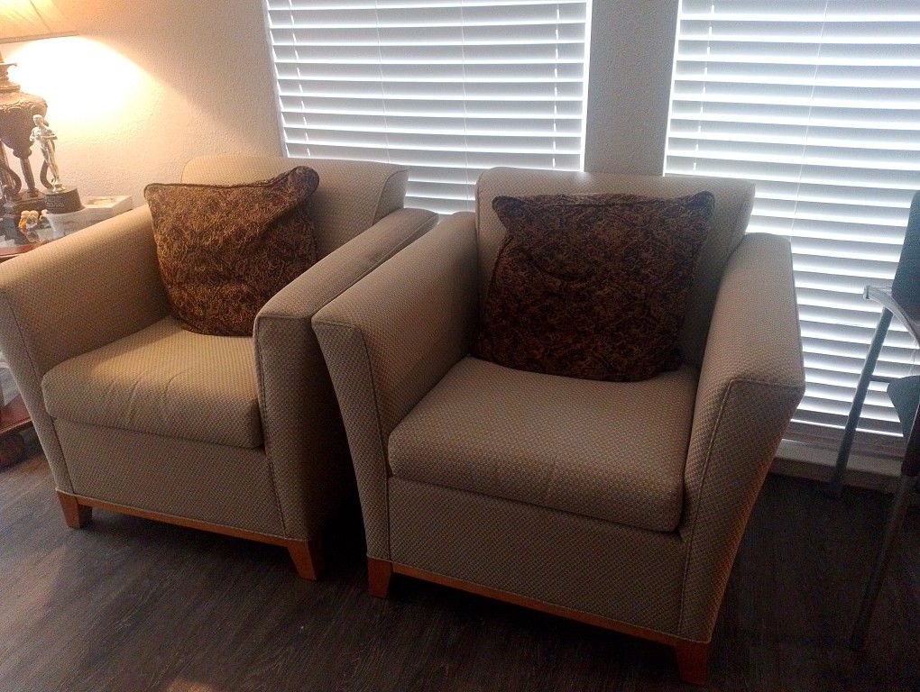 Beige Colored 6 Seater Sofa Set With Glass Oval Table