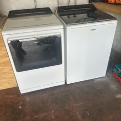 Whirlpool Washer And Dryer 