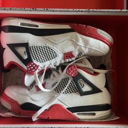Air Jordan 4 Fire Red