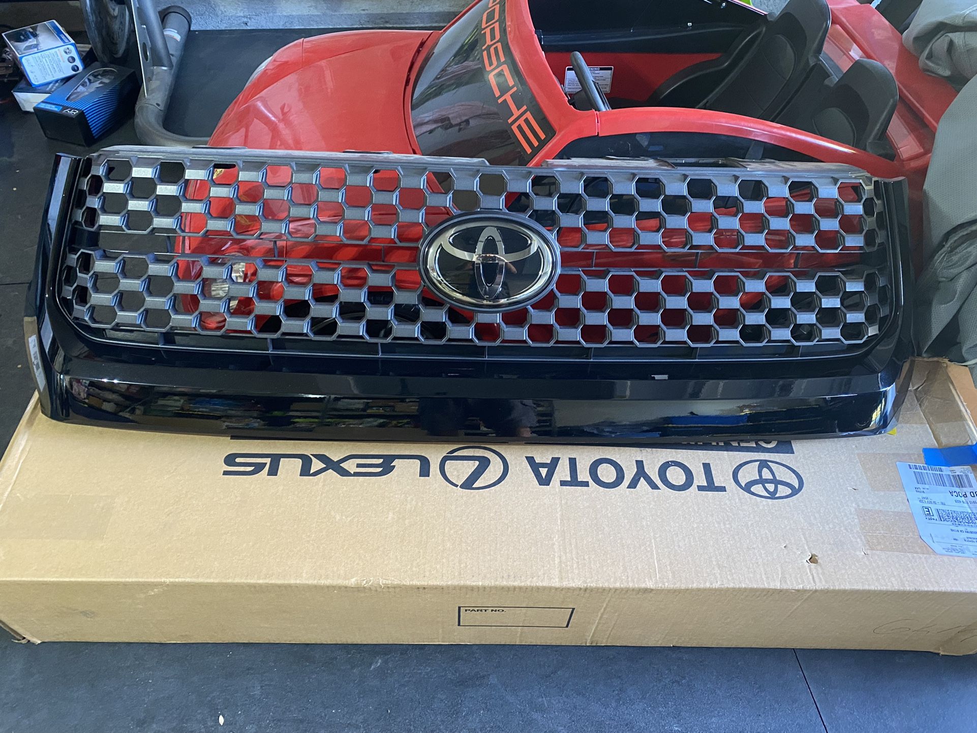 Toyota Tundra Front Grille for Sale in Ontario, CA - OfferUp
