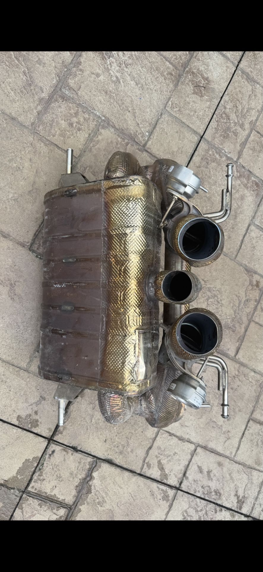 Lamborghini aventador muffler