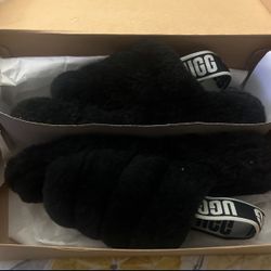 Woman Ugg Slides Size 7