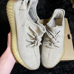 Yeezy Sesame Size 9