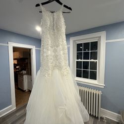 Kleinfeld Wedding Dress