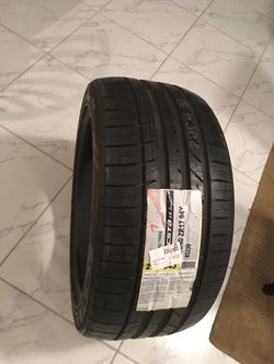 Brand NEW Ecsta LE Sport 255/40/17 tire