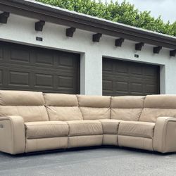 Sectional Couch/Sofa - Beige - Delivery Available 🚛