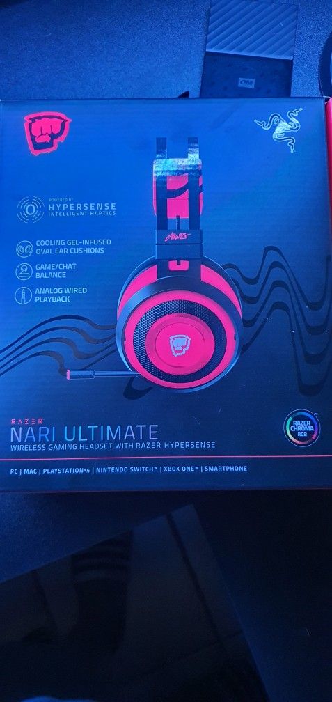 Razer Nari Ultimate Pewdiepie Edition