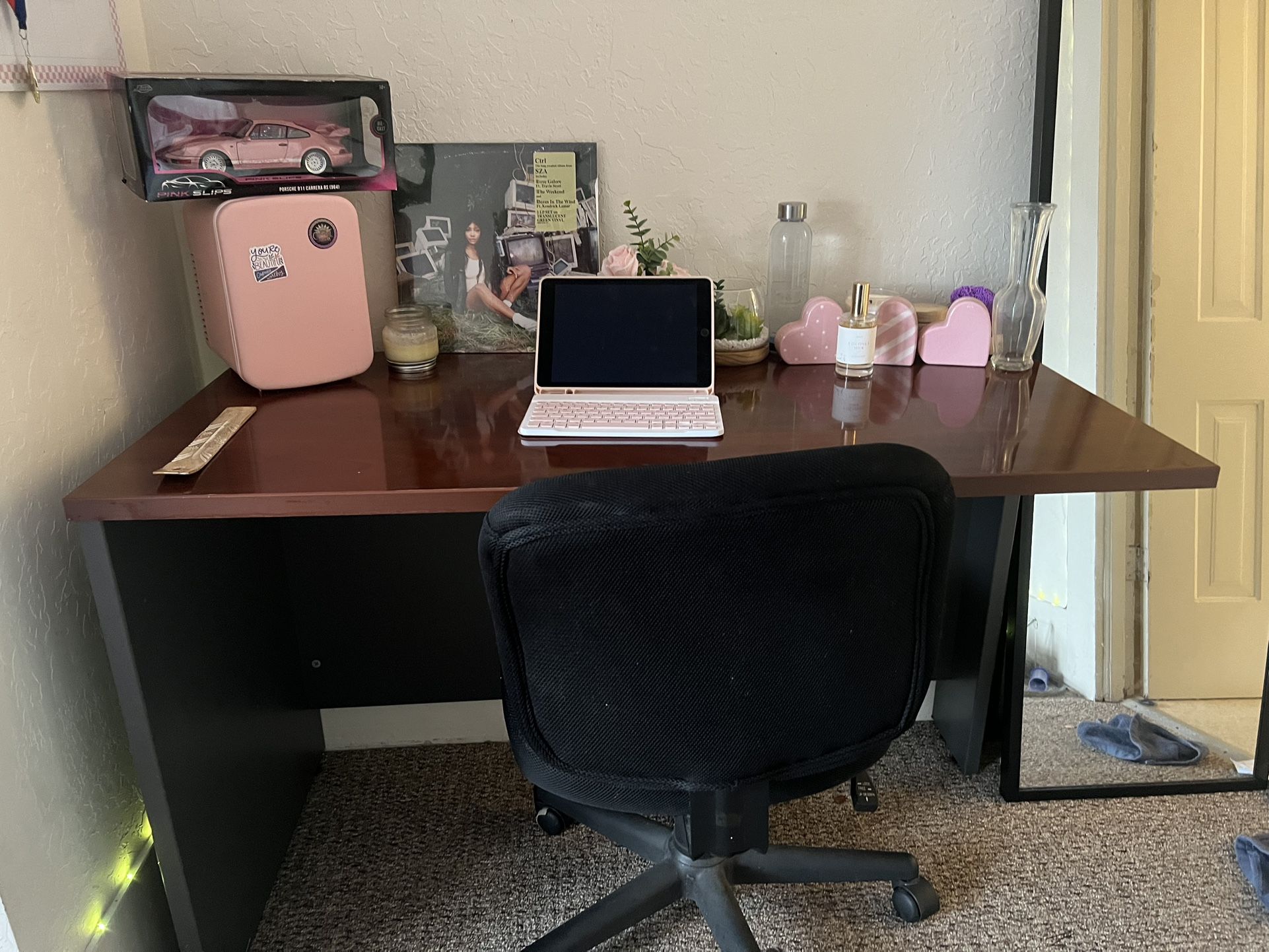 Desk And Chair
