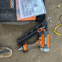 Robbie nail gun