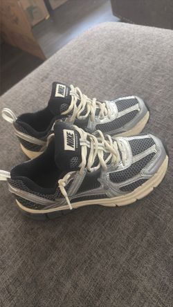 Nike size 4 kids