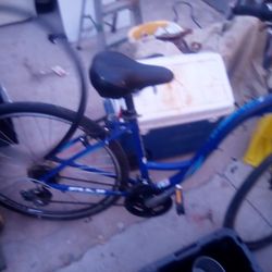 Fuji Cross-town Mountain Bike(700c)