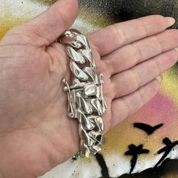 STERLING SILVER BRACELET 