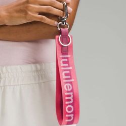 New Lululemon Never Lost Keychain