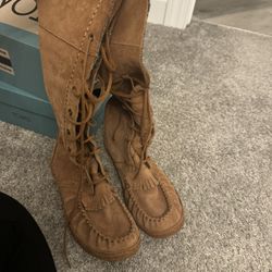 Ugg Moccasin Mid Calf Boots Size 9 