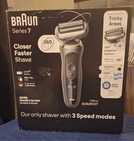 Braun Series 7 Men's Electric Shaver Kit (7189cc)